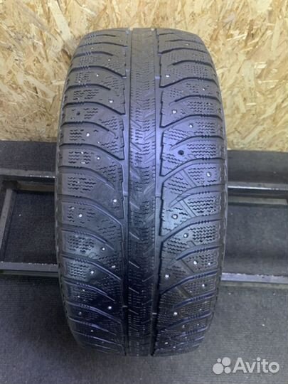 Bridgestone Ice Cruiser 7000 235/55 R18 104T