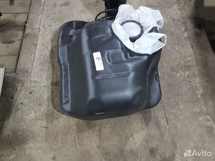 Топливный бак Volkswagen Passat B3