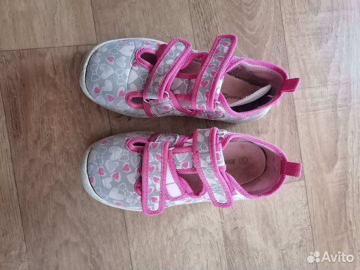 Мокасины на девочку размер 30