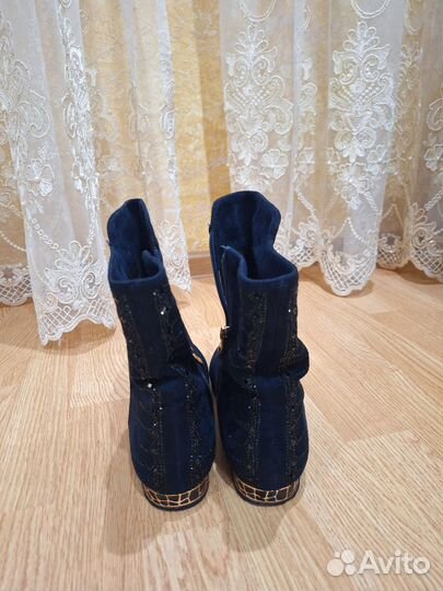 Ботинки женские 37 размер