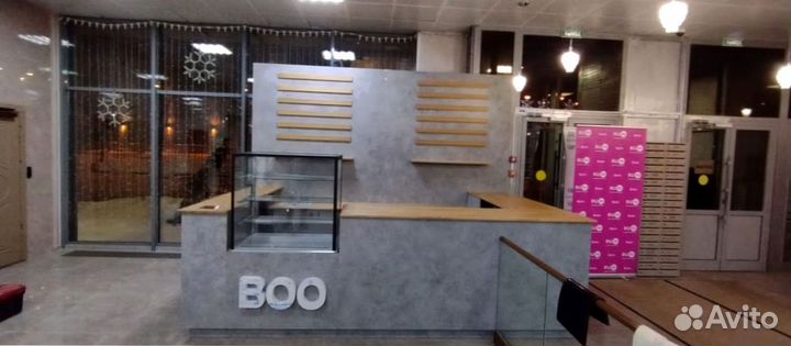 Витрина для точки подаж