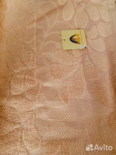 Два банных полотенца, новые