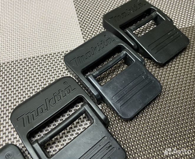 Застёжка на кейс от перфоратора Makita HR2450
