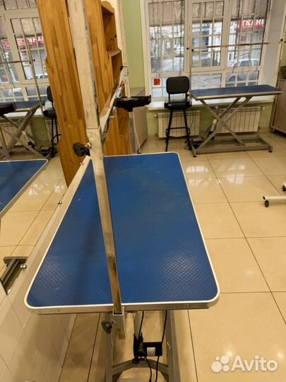 Стол для груминга с подъемником