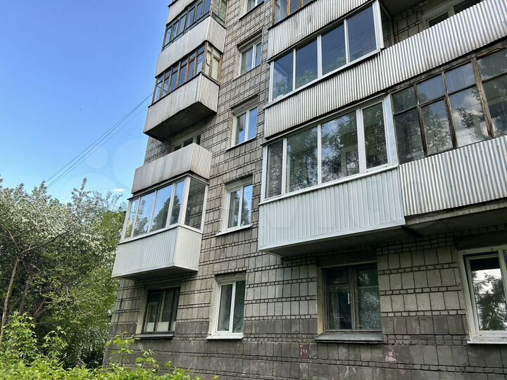 2-к. квартира, 48,3 м², 2/10 эт.