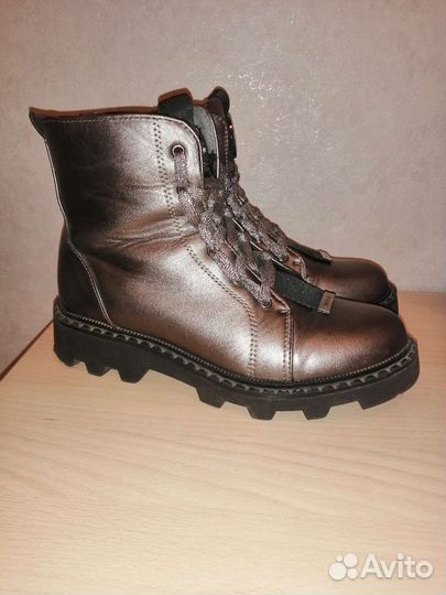 Ботинки демисезонные для девочки 37 размер