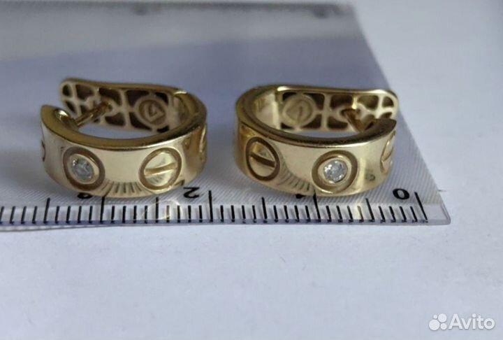 Золотые серьги Cartier с бриллиантами