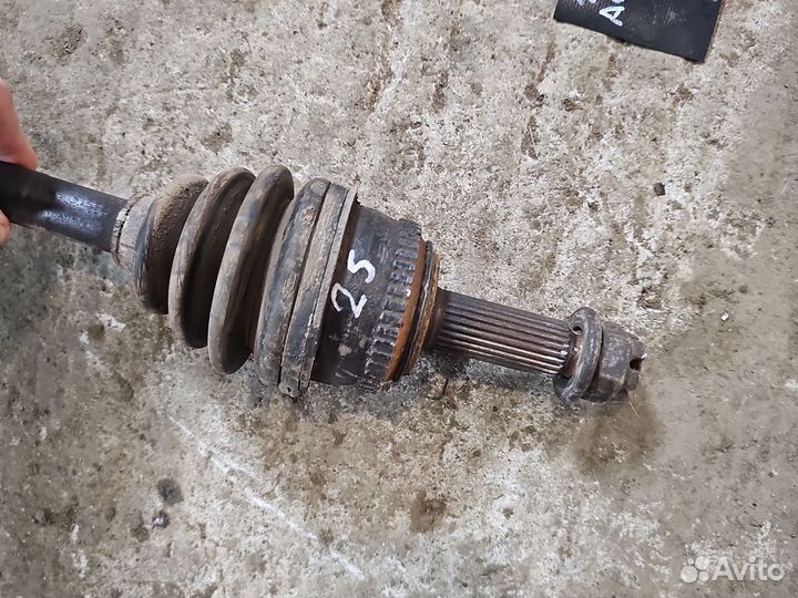 Привод правый Hyundai Accent седан G4EC 1.5 2008