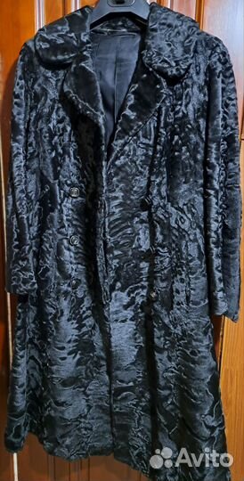 Шуба-пальто каракульча-свакара 44р длина 105 Ог-95