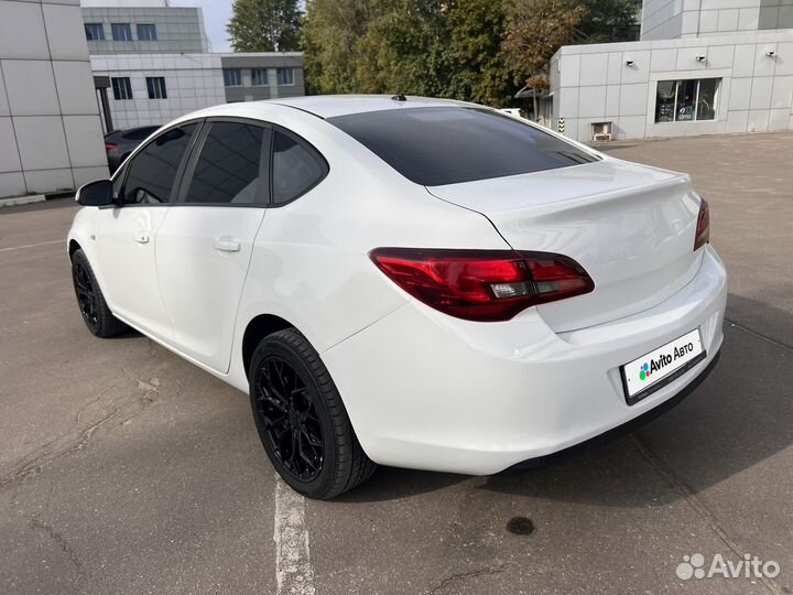 Opel Astra 1.6 AT, 2013, 187 549 км