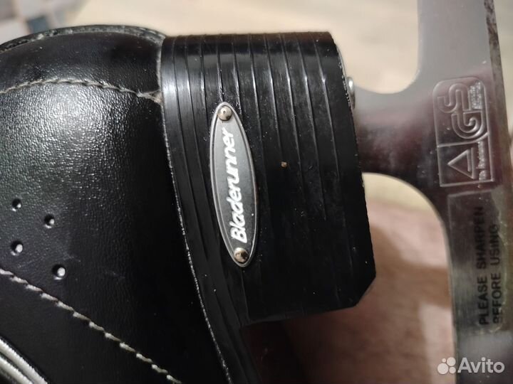 Коньки фигурные мужские 42 размер новые