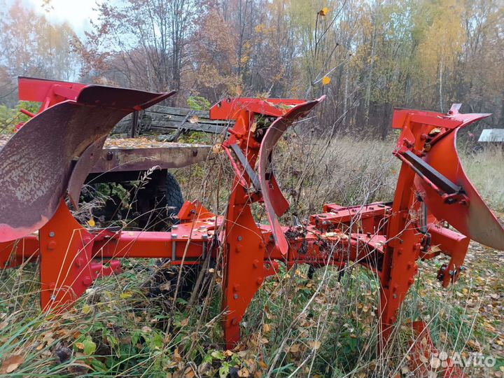 Плуг оборотный 3+1