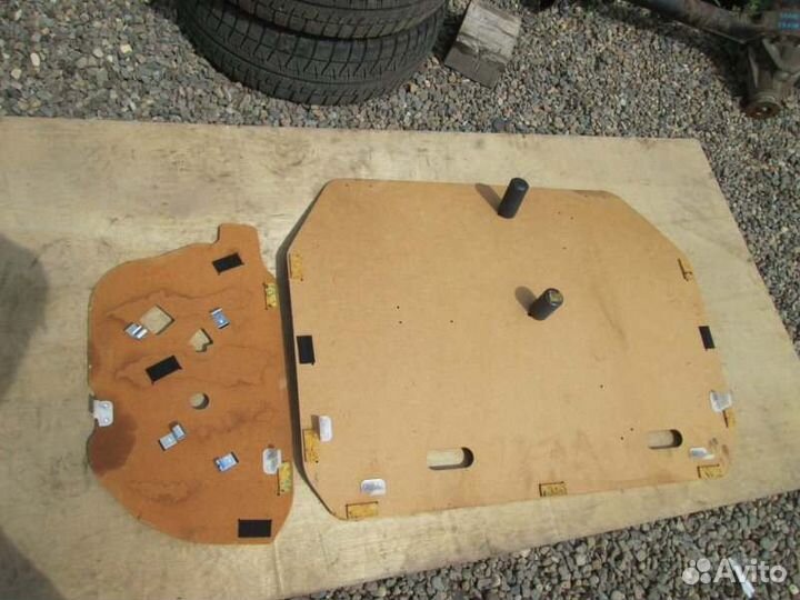 Пол багажника Toyota Mark Ii GX100 1G-FE 1996/12