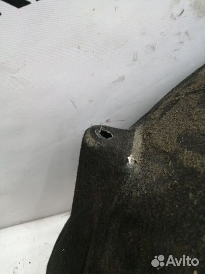 Подкрылок задний левый Mercedes W221 Rest