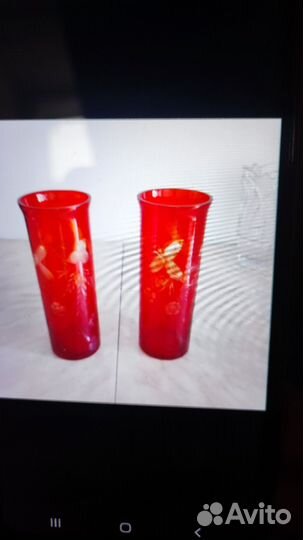 Вазы из цветного стекла для конфет и цветов