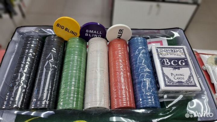 Покер, набор для игры (карты 2 колоды, фишки 300 ш