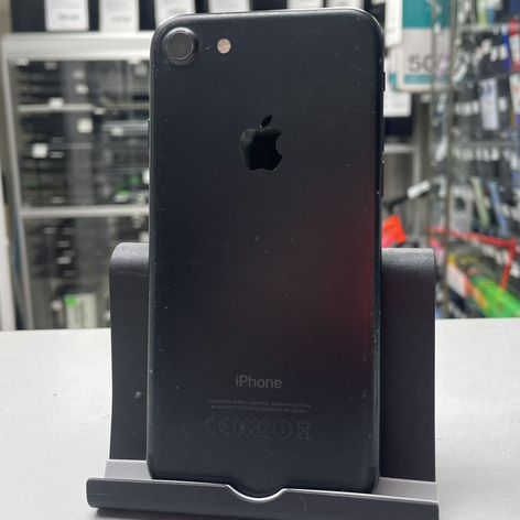iPhone 7, 32 ГБ