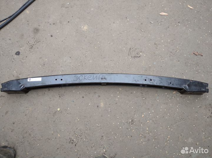 Усилитель бампера Ford Escape 2000-2012