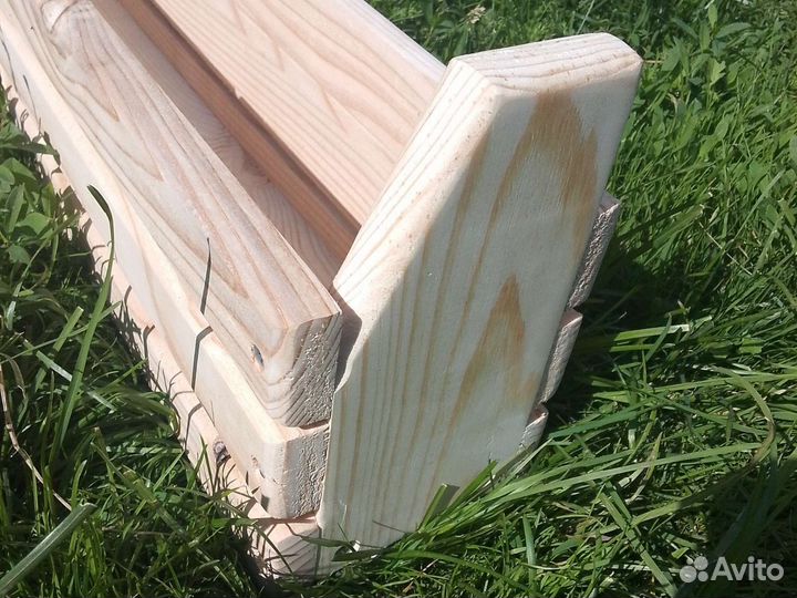 Кашпо для цветов подвесное