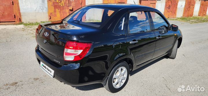 LADA Granta 1.6 МТ, 2013, 53 100 км