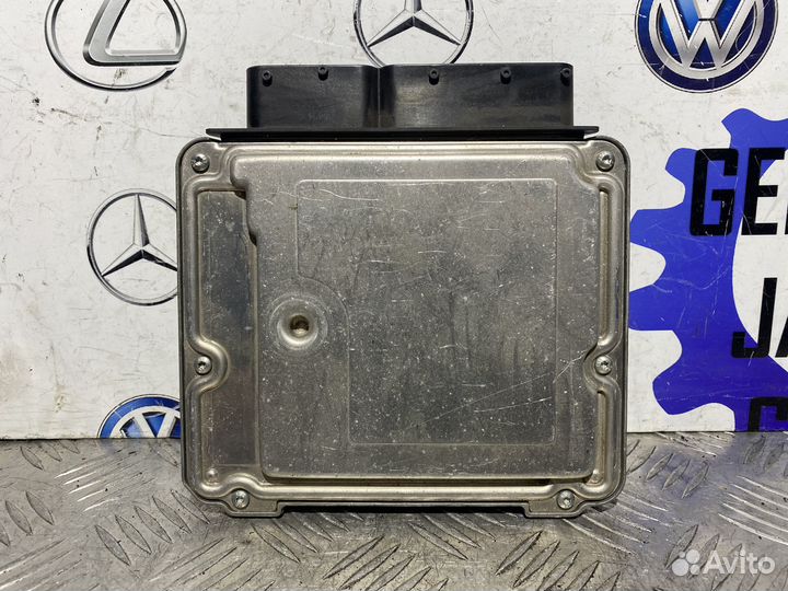 Блок управления двс Volkswagen Golf 5 1.6 FSI