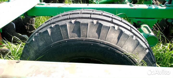 Рыхлитель бдт 7