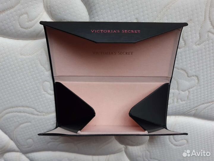 Victoria's Secret Новый футляр для очков
