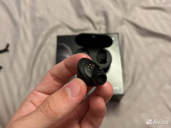 Беспроводные наушники samsung gear iconx