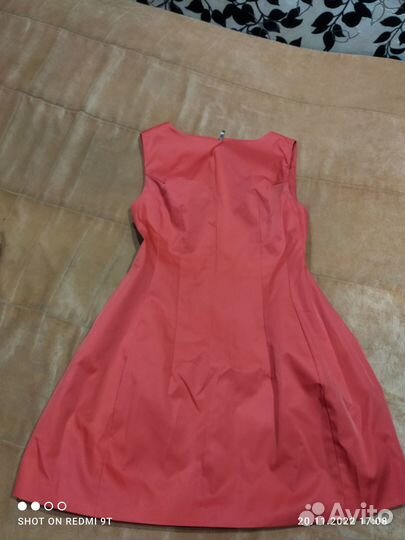 Продаю платье