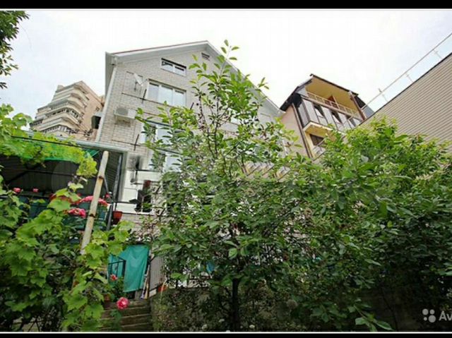 Комната 12 м² в 3-к., 1/3 эт.