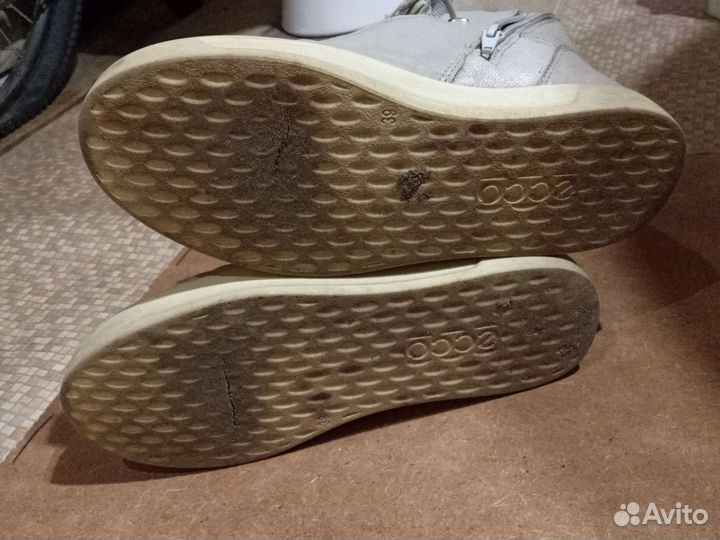 Ботинки женские ecco 39