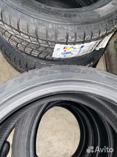 Tracmax X-Privilo TX3 205/40 R17