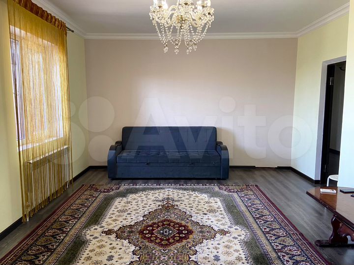 2-к. квартира, 85 м², 6/6 эт.