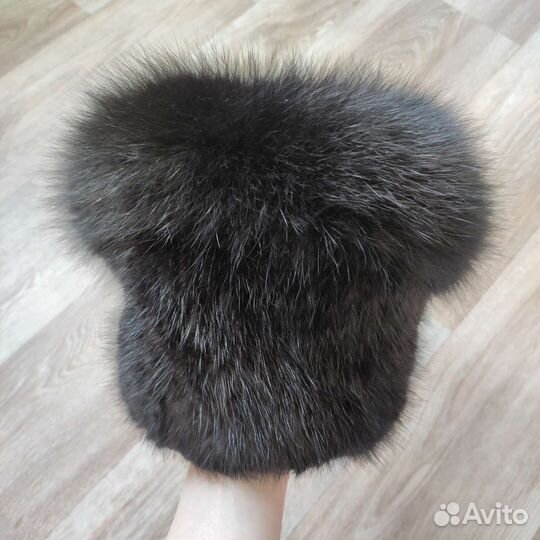 Шапка женская вязаная меховая (новая)