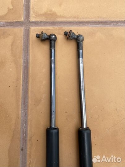 Газовые упоры крышки багажника Great Wall Hover H5