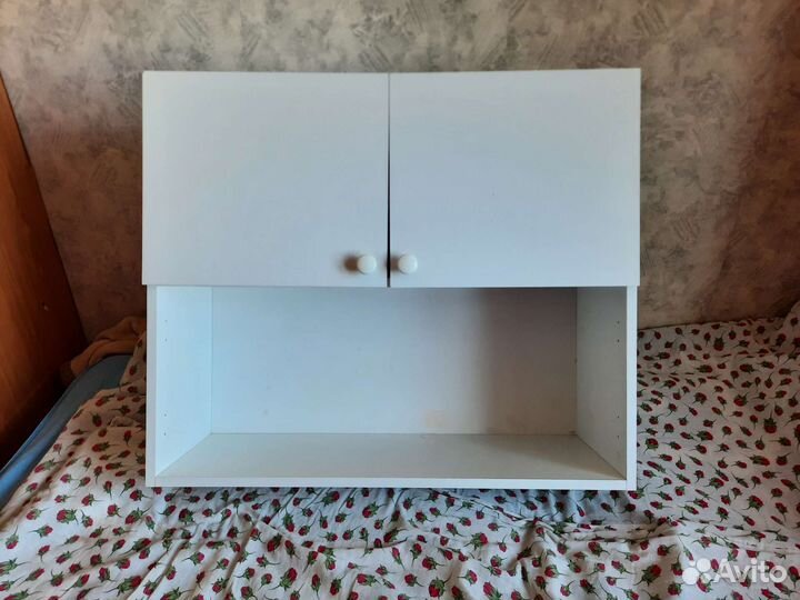 Полка навесная кухонная