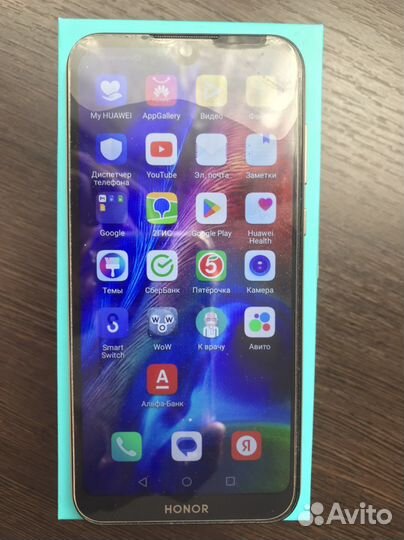 Телефон Honor 8s