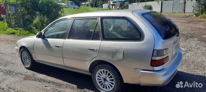 Toyota Corolla 1.5 AT, 1997, 250 000 км