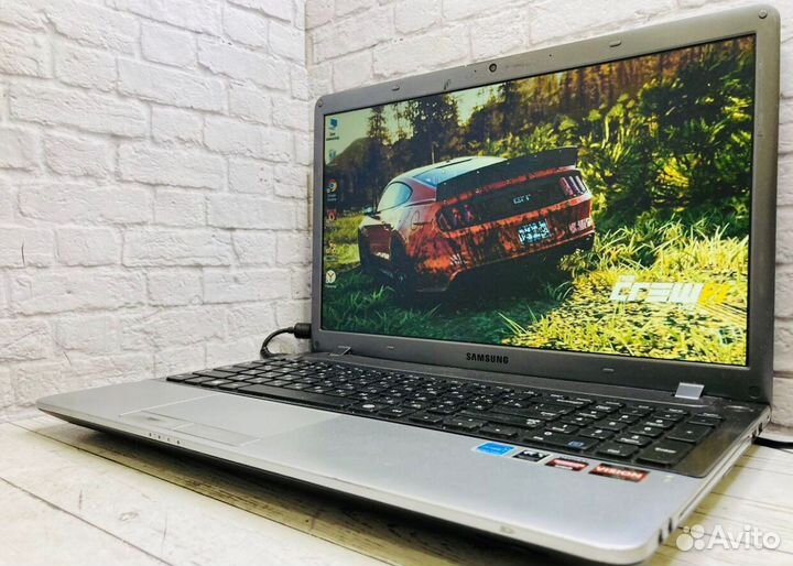 Ноутбук Samsung / A8 4500M / HDD / Radeon 7640G