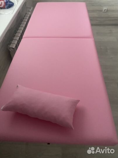 Кушетка для наращивания ресниц