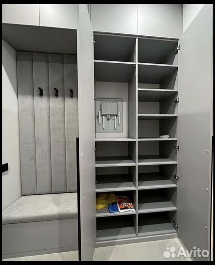 Шкаф в прихожую с антресолью