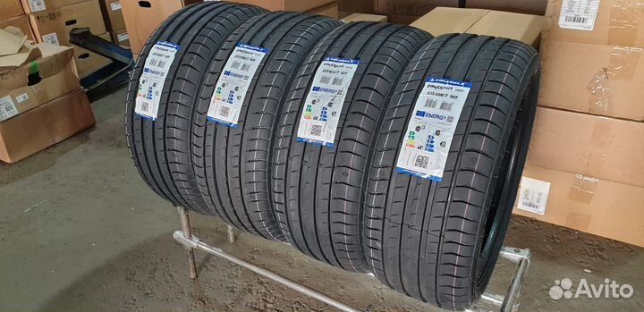 Triangle EffeXSport TH202 255/55 R19 111V