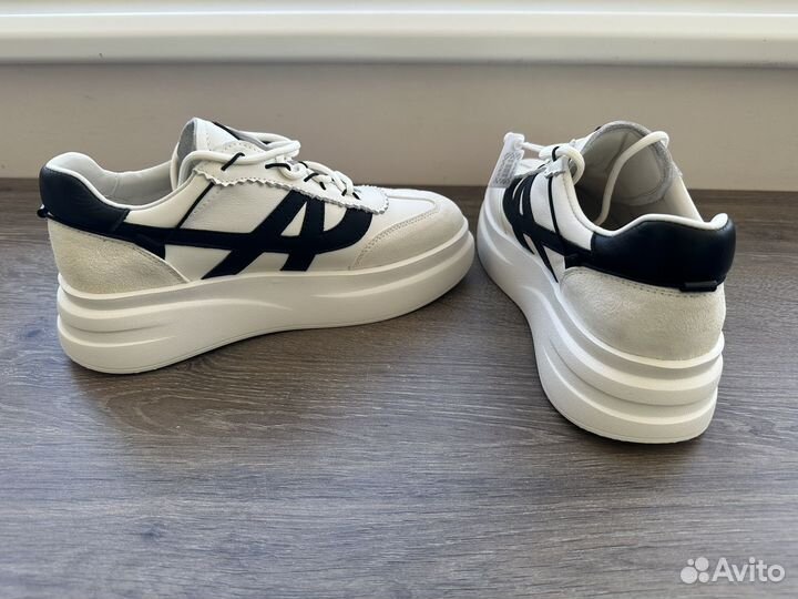 Кроссовки женские ASH 39