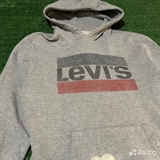 С большим лого худи Levis оригинал