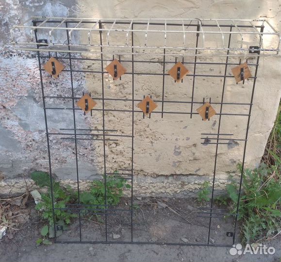 Вешалка настенная б/у