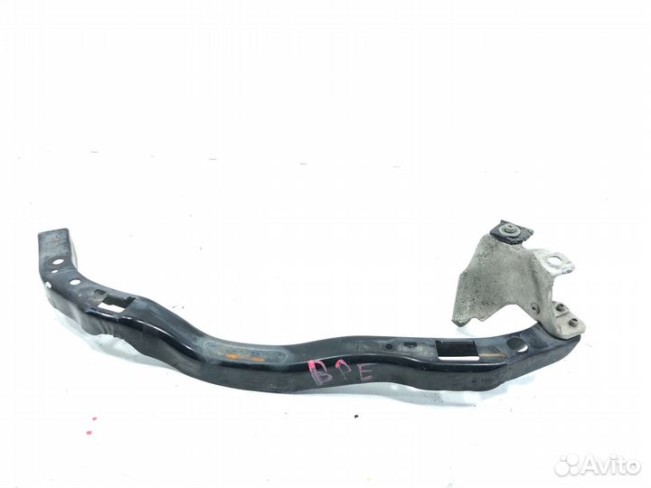 Кронштейн фары передний правый Subaru Outback BP