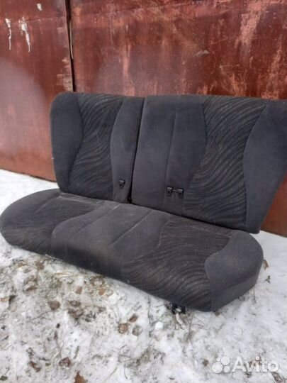 Сидение заднее Форд Эскорд универсал 1 1996