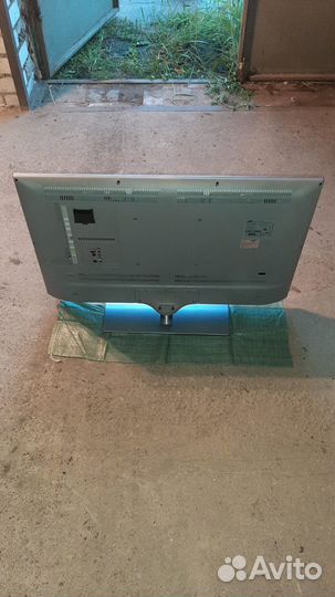 Телевизор Samsung, модель UE40JU6530U