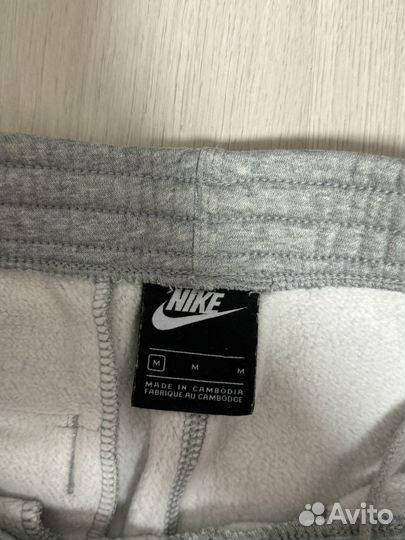 Спортивные штаны nike