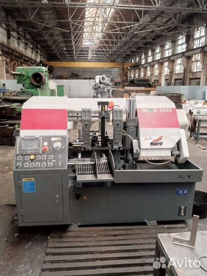 Резка металла на ленточной пиле